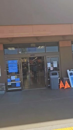 6.2K views · 304 reactions | iPhones por $45 en Walmart?? Así es, los...