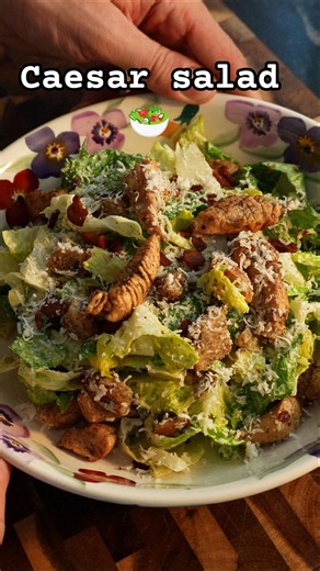 Easy Summer Chicken Caesar salad 🥗😋 #shorts