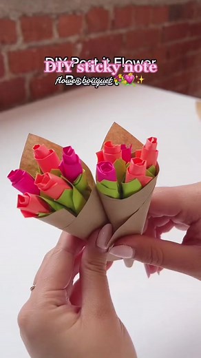 DIY Sticky Note Flower Bouquet Tutorial
