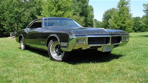 Nobility Meets Muscle: 1968 Buick Riviera Is Concourse-Ready, I Dare You To Find a Flaw