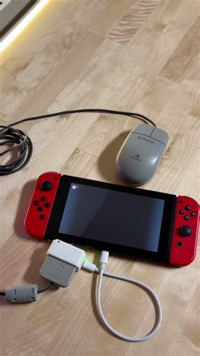 PlayStation 1 mouse playing Mario Paint on a Nintendo Switch