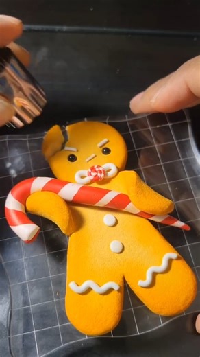blueixia on Instagram: "Day 4 - Gingerbread Meet Angus. He's an angry ginger man looking for the culprit who nibbled on his head. Will he ever find the person? I think we'll find out very soon. • • • • • • • Tags #polymerclay #clayart #sculpting #polymerclayartist #keychains #christmasornament #polymerclaykawaii #kawaiiclaycharms #diychristmasornaments"