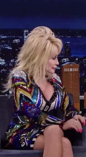 Dolly has a secret song in #dollywood 😍 #dolly #dollyparton #queen #fyp #jimmyfallon #queendollyalways #gatlinburg