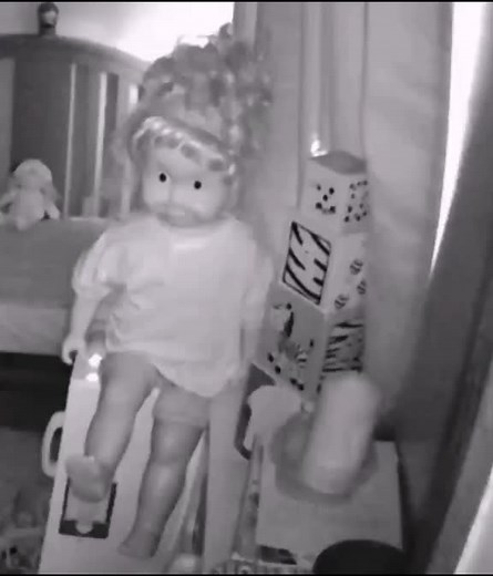 the doll had sat there for hours without falling may have been a coincidence I don't know #haunteddoll #hauntedhouse #haunted #creepydoll