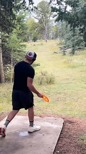 Big uphill force forehand with the @dynamicdiscs criminal #discgolf #discgolflife #discgolfdaily #discgolfdaily #discgolfnation #coloradodiscgolf #dynamicdiscs #twodiscsdown | T Wo Discs Deep
