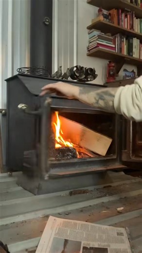 Only a few more weeks of these cozy winter mornings 殺 #woodstove #selfsufficiency #cozyvibes #lifeinthewoods | Olivia Koller | Facebook