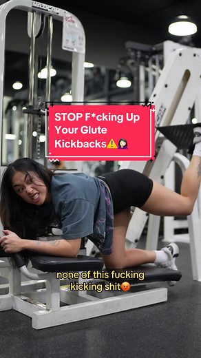 Today we are serving GLUTES on the glute kickback machine..also known as the glute blaster!🤭🍑 If your man ain’t blasting that a$$ at home girl, get it right in the gym! Things to keep in mind: ✅Adjust the chest pad to where your elbows are comfortably positioned ✅Hinge at your hips—poke that a$$ out like HE LOOKIN👀 ✅Position your foot with your toes slightly facing outward to hit your glutes in all angles! ✅Push up with power, and stop where you feel your glutes at its full contraction, then 