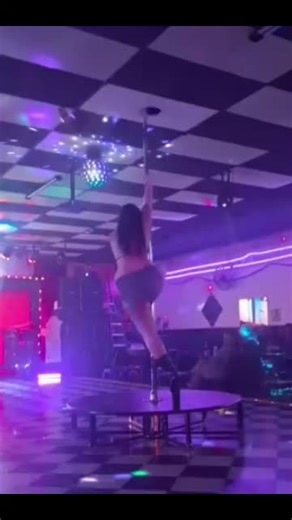 im very proud of myself for getting on this stage 🤭😌 #coloradosprings #poletok #foryou #fyp #poledancer