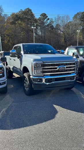 The F-350 King Ranch is loaded with features and built to get the job done 💪🚚 Ready for work, ready for adventure—see it today at Butler Ford! #ButlerFord #Milledgeville #Madison #Eatonton #Georgia #GA #LakeSinclair | Butler Ford