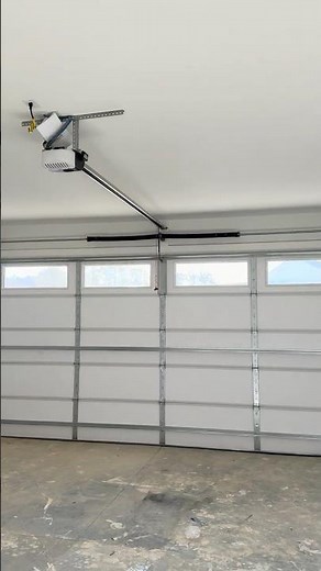 Overhead Door Legacy 850 on a 16x8 Overhead Door 160