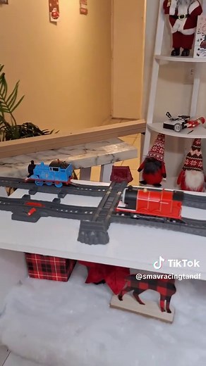 Gordon's Hill Train Race with Thomas and Friends