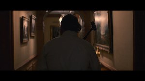 BRUTAL UND BRILLANT! Joe (Joaquin Phoenix), Ex-Militär und Ex-FBI, haut beruflich Mädchenhändlern auf die Schnauze… | ClubCinema