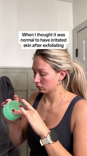 Proper exfoliation should remove dead skin cells and impurities without causing significant irritation or damage to healthy skin! Sud Scrub is designed to gently exfoliate your skin without causing damage to it! #facescrubber #showerproducts #irritatedskintips #sudscrub