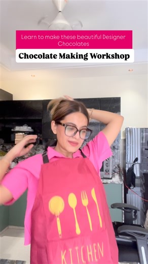 Gunjan B Singh on Instagram: "🪔🪔 DIWALI CHOCOLATE MAKING WORKSHOP 🪔🪔 Date: 6th September (Batch 2) Time: 3-6 Pm 🍫🍫🍫🍫🍫🍫🍫🍫🍫🍫🍫 🪔 You will learn: * Almond Rocks * Crackle Bar * Flavoured chocolates * Fruit & Nut Bar * Customised Bar * Designer Bar * Bounty Coconut 🥥 * Festive Fusion * Chocolate colouring techniques 🪔 PDF notes will be provided 🪔 Vendor Details will be shared 🪔 How to pack? 🪔 how to wrap? 🪔 Q&A 🪔 Only ONLINE classes are available. 🪔 Whatsapp Support will be pr