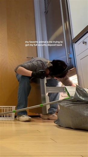 me trying to get my security deposit back 😂😭