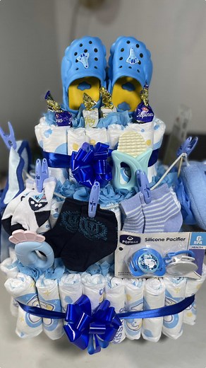 DIY Diaper Bouquet for New Moms | Gift Ideas
