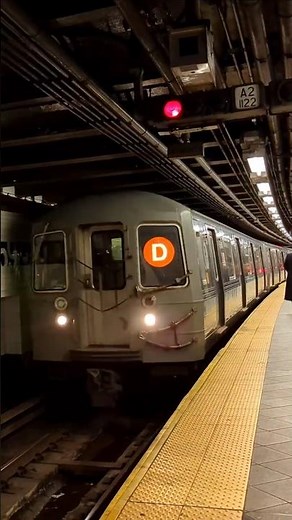 R68A D Train @ 59th Street-Columbus Circle #mtasubway #nycsubway #newyorkcity #trains #metro #subway