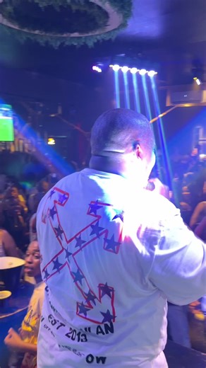 Lee Hlezathe Entertainer: The Arusha Show Experience