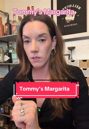 Tommy’s Margarita originally by: julio bermejo 1 oz (30 ml) lime juice .5 oz (22 ml) agave syrup 2 oz (60 ml) blanco tequila Glass: rocks Garnish: lime Add all ingredients into cocktail shaker with ice and shake. Strain into rocks glass over ice and garnish. #hellqueencocktails #bartender #bartending #drinks #Recipe