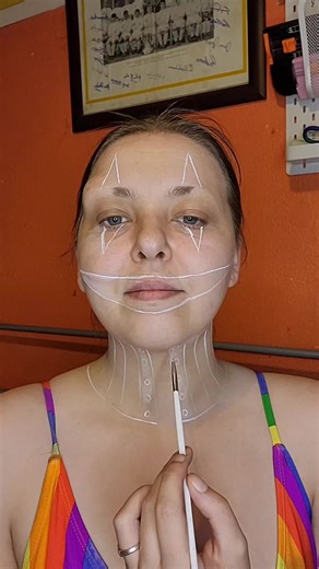 Halloween Clown Makeup Tutorial for SFX Enthusiasts