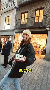 Compartiendo Libros 📚👌🏼#librosrecomendados #librosviven #buscalibros #fyp #libros #librostiktok #calle #regalalibros #recomendaciones #leer #regaloscreativos #libroslibroslibros #libroslibros #librosrecomendados #sorpresa #suerte #regalosnavidad #TodoEsPosible #alegria #confianza | Libros Viven