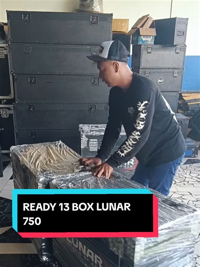 READY 13 BOX LUNAR 750 Unboxing & Key Details