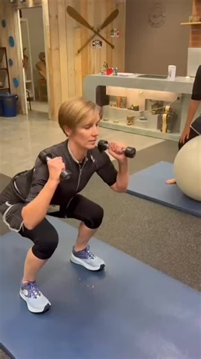 EMS training: snel, effectief en resultaatgericht. In 20 minuten een complete workout! 💪 #EMStraining #SnelleWorkout #FitIn20Minuten | Studio Q Lennik