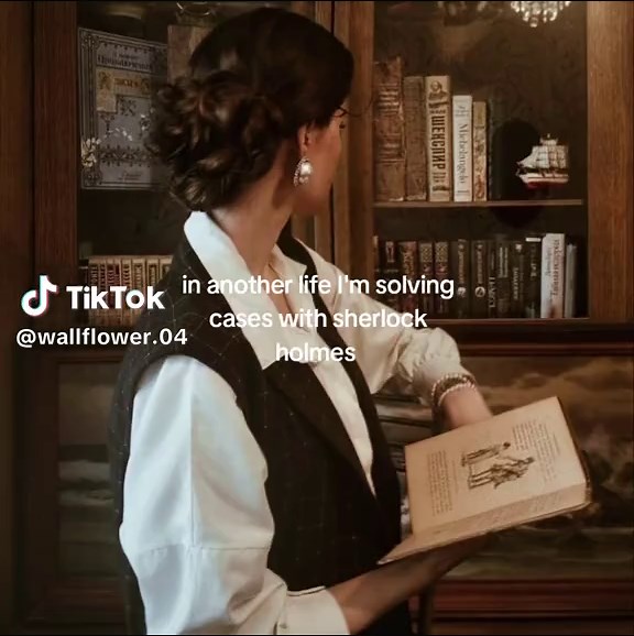 Solving Cases with Sherlock Holmes in Another Life