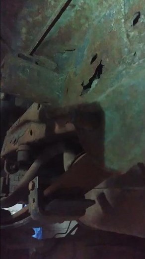 "Rusted Frame Nightmare: Ford F150's Dangerous Decay!"