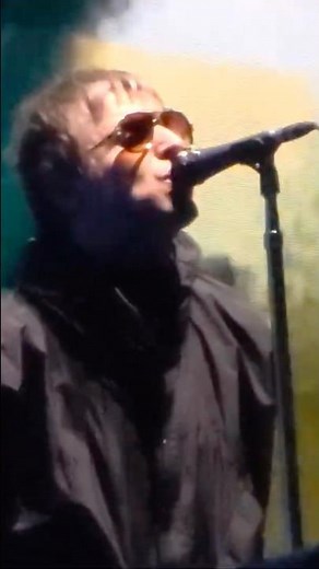 Oasis “Live Forever” Live in 2025 #oasis