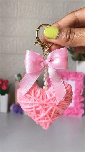 DIY Wool Keychain| Handmade |#craft #diy #aesthetic #trending#shorts #valentinesdaygift