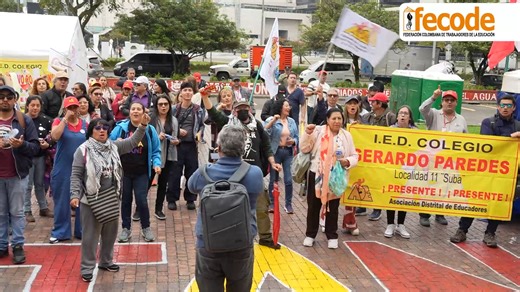 En nuestro programa Frecuencia F, docentes de Bogotá contaron las razones para el campamento pedagógico de la ADE, que continúa hoy en la Asamblea Pedagógica Permanente en rechazo a las represión y persecución de la Alcaldía de Bogotá. | fecode