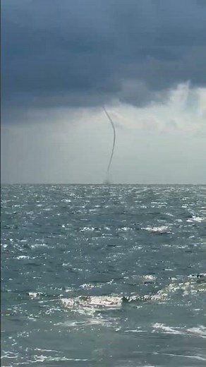 Waterspout forms off coast of Duck, North Carolina