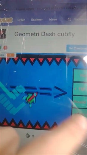 aller sur le jeu scratch anttre27. (Geometry dash cubfly) lien en commentaire