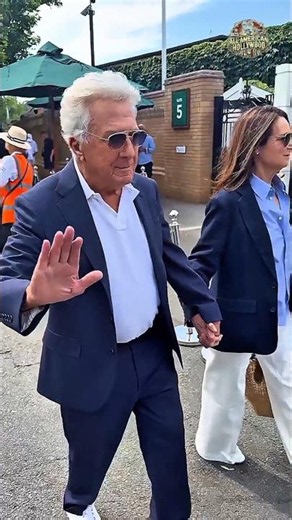Dustin Hoffman & Lisa Hoffman Arrive in Style at Wimbledon 2025! 🎾✨ #dustinhoffman
