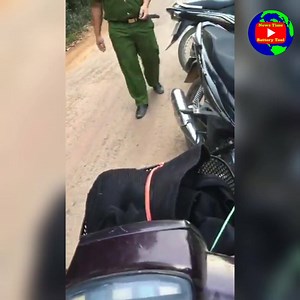 391K views · 8.3K reactions | Nông dân khổ vậy á Xem nhiều hơn tại: https://www.youtube.com/playlist?list=PLjIZZ6CzxtnYwjgkUngp8i3Ra1fSF4sGT | Green Power | Facebook