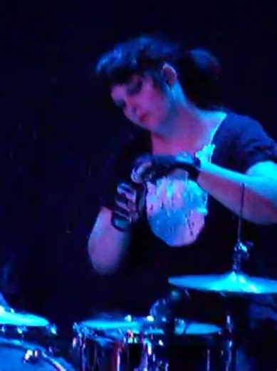 Mindless Self Indulgence playing