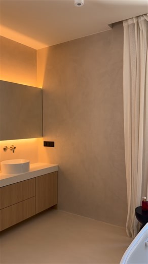 Kocham jak jest tu taki porządek,szkoda tylko,że tak rzadko 🤪 #lazienka #bathroom #mikrocement #urzadzaniewnetrz #wanna Mikrocement w łazience •egger vicenza • jasna łazienka • wanna wolnostojąca • łazienka inspiracje | Za Oknem Las 2.0