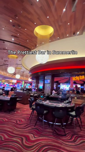 Lucky Bar at Red Rock Casino is the ultimate spot for chic vibes, crafted cocktails, and unforgettable nights 🍸✨