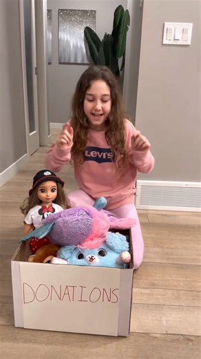 Family Time Diary | Good sisters donate their toys to make other kids happy ❤️-Show kindness | Educational purpose | Parent managed account | Instagram