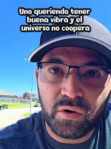 Este jump starter me ha sacado de unos cuantos apuros pq también es un compresor de aire, todo el mundo debería tener uno de estos en su carro #jumpstarter #aircompressor #carhacks #tiktokshopstockup #tiktokshopcreatorpick