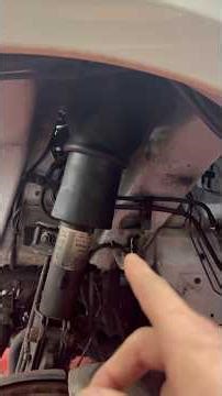 How a subframe removal is started by removing the shock struts and calipers #rangerover