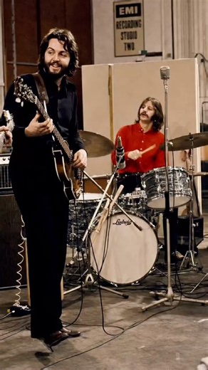 The Beatles-Michelle #thebeatles #paulmccartney #johnlennon #ringostarr #georgeharrison #beatles