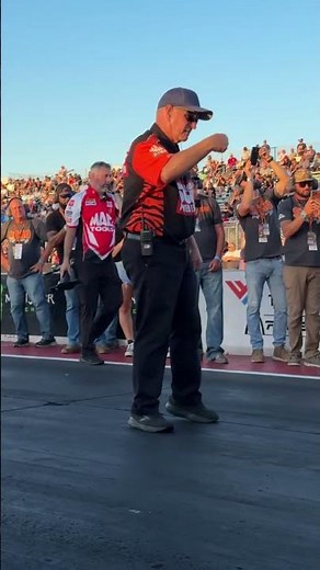 Roll it in and burn it out! 💨💨💨 #NHRA