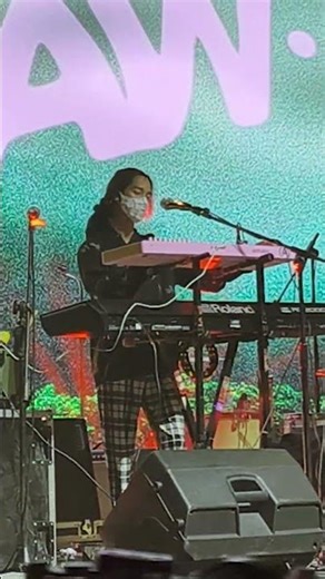 ‪@Dilaw‬ - Uhaw live at Summer Blast 2026, Philippine Arena (April 19, 2026)