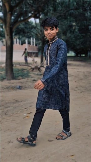 গান টা অনেক ভালো লাগে 💗