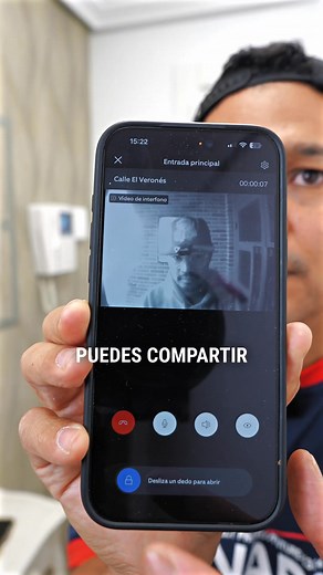 1.2M views · 352 reactions | Haz tu portero más inteligente con Ring Intercom Video. Contesta y mira quién llama a tu portal desde el móvil, estés donde estés. Fácil de instalar, sin obras ni técnicos, y compatible con la mayoría de los porteros. Comparte accesos virtuales y mantén tu hogar más seguro.  Haz clic y descubre Ring Intercom Video. | santigo.es | Facebook