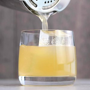 This Brunswick starts with a refreshing trio of ingredients: Jack Daniel’s Tennessee rye, simple syrup and lemon juice. A splash of red wine gives it a striking look and complex flavor. | Liquor.com