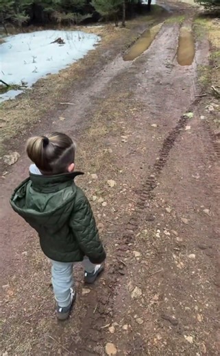 Ο Δημήτρης Αλεξάνδρου και ο γιος του στο βουνό ❤️