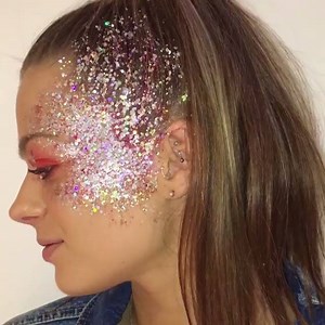 How it feels when you wear your new highlighter... ✨✨🌈 | boohoo.com
